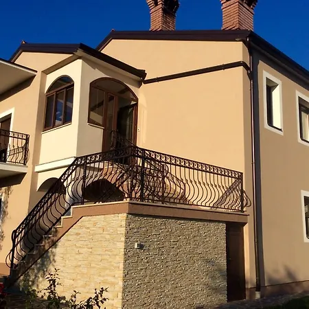 Tomaz Lejlighed Motovun